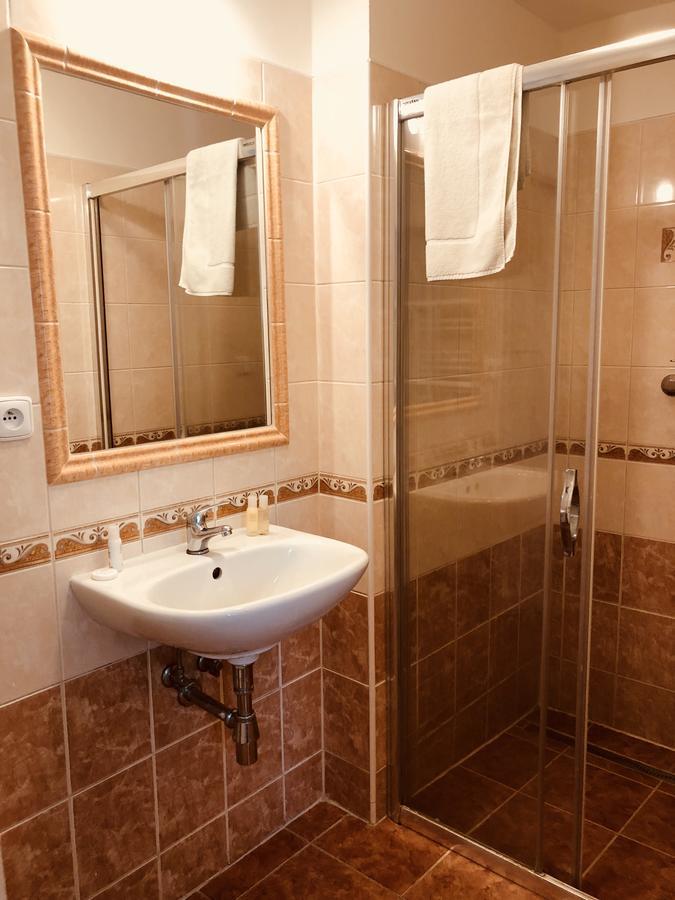 Ubytovani Barborka Hotel Olomouc Buitenkant foto